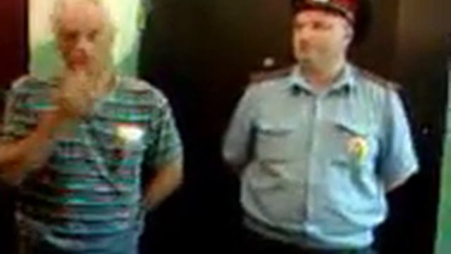 Полицейские-помощники квартирых рейдеров из ОВД "МЕТРОГОРОДОК" смотреть онлайн