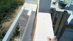 ПЕРЕМЫЧКА ИЗ ГАЗОБЛОКОВ НА СТАЛЬНЫХ УГОЛКАХ. МОНТАЖ УГОЛКА В ТЕЛО ГАЗОБЛОКА