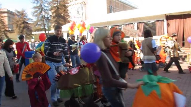 парад детских колясок в Нижнем Новгороде смотреть онлайн