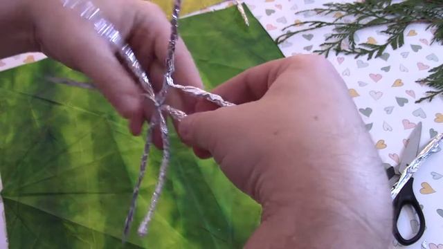 Марафон "Новогоднее настроение": снежинка из фольги смотреть онлайн