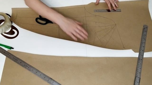 Как сшить нарядное платье своими руками. Выкройка модного платья и раскрой на ткани.
