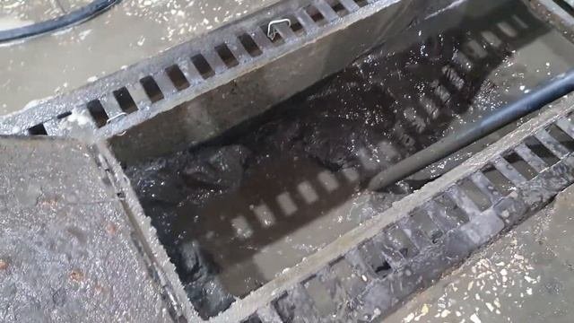 очистка отстойника зилом ассенизатром