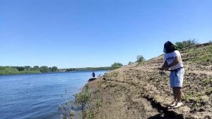 КАРАСИ МОНСТРЫ УСТАЛИ ВЫТАСКИВАТЬ ИХ ИЗ РЕКИ