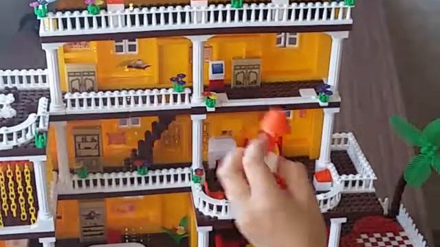 Игрушечный домик из конструктора:-) :-) :-) смотреть онлайн