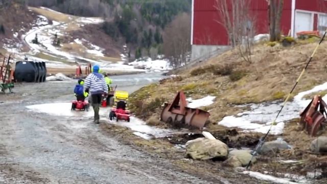 Gøy på Landet / Bondegutter 2013 смотреть онлайн