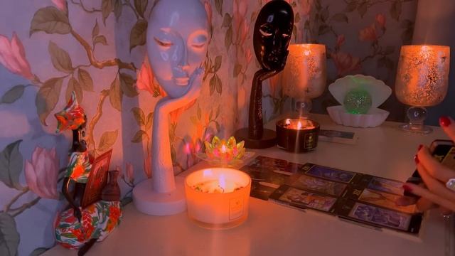 Я постоянно думаю о нем, может он что-то делает со мной? смотреть онлайн