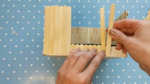 САЛФЕТНИЦА ИЗ ПАЛОЧЕК ОТ МОРОЖЕНОГО / CREATIVE IDEA OF STORING PAPER NAPKINS