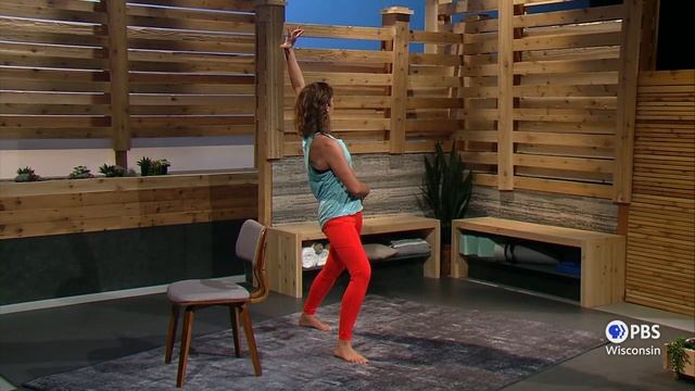 Post-Ride Stretches for Cyclists | Quick Fit With Cassy смотреть онлайн