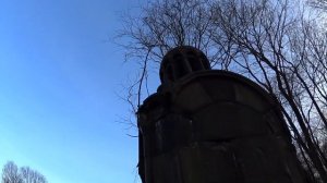 Новодевичье кладбище в Санкт-Петербурге. Или как меня чуть не закрыли на кладбище ночью