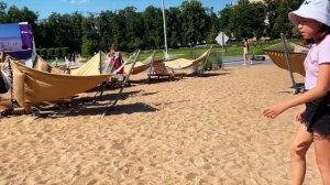 МЫ КОРОЧЕ ЕДЕМ НА ПЛЯЖ! НО ОН НЕ НАСТОЯЩИЙ! / Влог Анютка-малютка