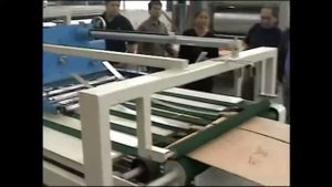 Машина для склеивания картонных коробок BZX–2460