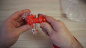 Подставка-кран для бутылок Fizz Saver