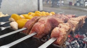 ШАШЛЫК ИЗ «ДИЧИ»‼️ОГРОМНЫЙ Белый амур на мангале?как приготовить рыбу✔️амур на шампурах