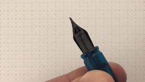 Обзор перьевой ручки Parker Vector XL