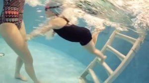 Детское плавание «Пузыри» |Дарья 2,4 года|