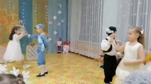 Танец придворных. Снежная королева. Декабрь 2023