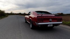 1969 Ford Mustang Mach1: exhaust sound