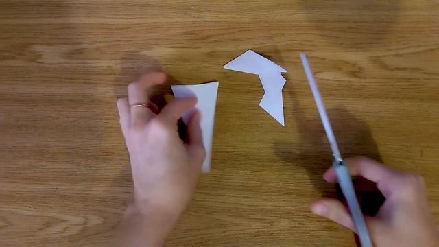 Ажурная снежинка из бумаги Простая схема как красиво вырезать снежинку paper snowflake diagram craf смотреть онлайн