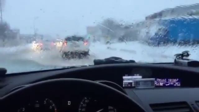 Варежки вместо дворников смотреть онлайн