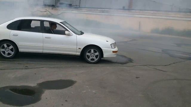 тойота авалон