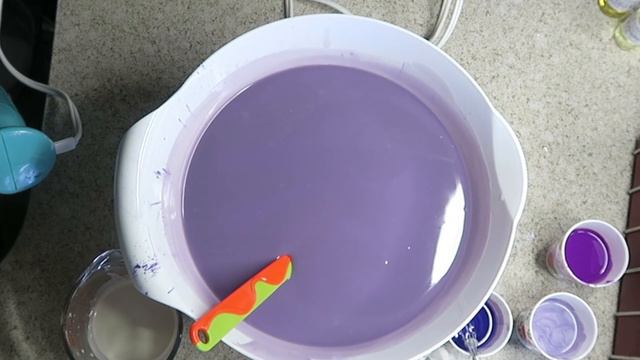 Lavender Lemongrass Cold Process Soap (When color mishaps happen) смотреть онлайн