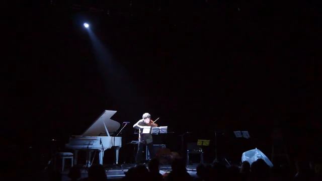 Vladimir Shulyakovskiy. Quasi Shakuhachi for violin solo performed by the author.