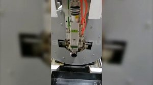 Резка стальной трубы на оптоволоконном лазере для резки металла и труб XTC-1530HT/1500 Raycus