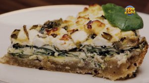 Киш из цельнозерновой муки со шпинатом и семенами льна