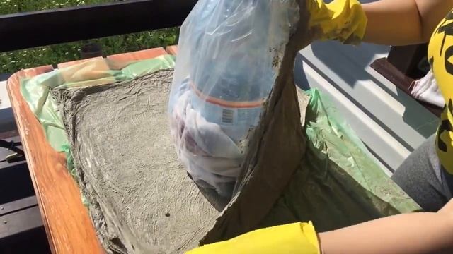 Кашпо из бетона своими руками. 1 часть #кашпо #своимируками #длядома.mp4