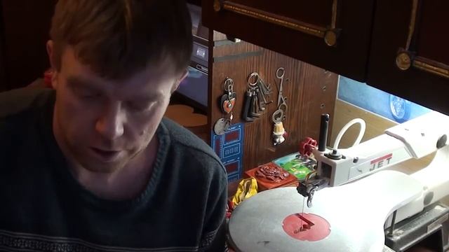 1000 рублей?легко,на обрезках из дерева смотреть онлайн