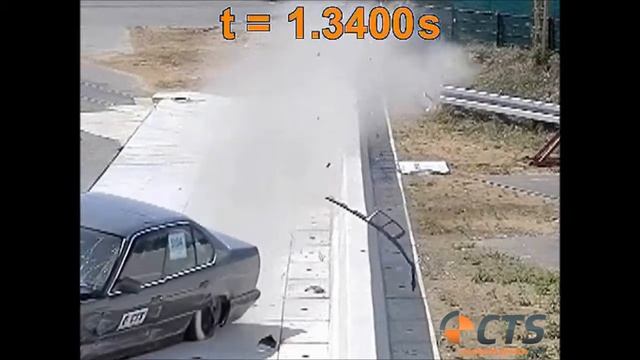 Crash test BMW E34 vs. Betonschutzwand, L1, Based on DIN EN 1317-2, TB 32 смотреть онлайн
