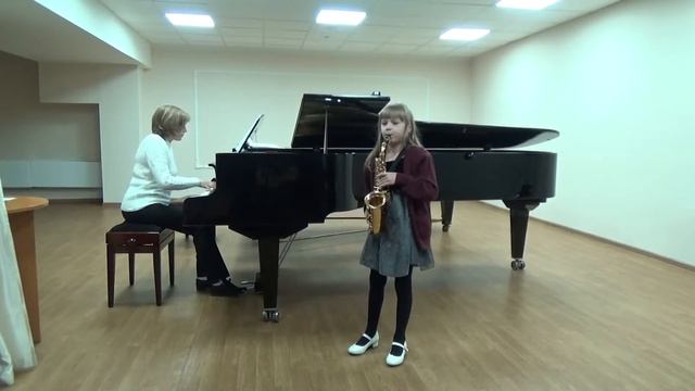 Арина Киприянова "Лебедь" К. Сен-Санс смотреть онлайн