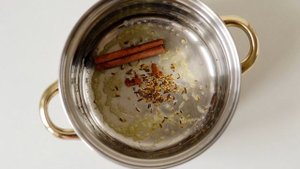 Нимбу чавал (лимонный рис)