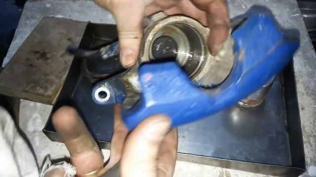 Ремонт переднего суппорта Audi. смотреть онлайн