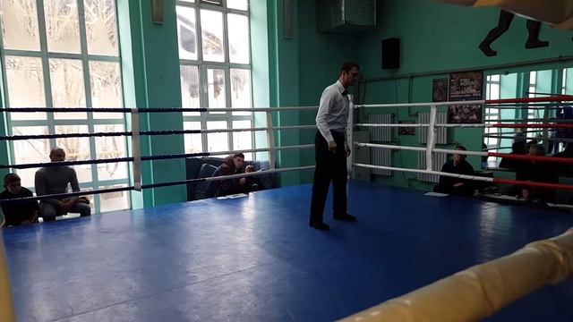 Чемпионат ДНР полу финал 1 раунд
