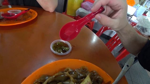 FIRST IMPRESSIONS OF MALAYSIA 🇲🇾