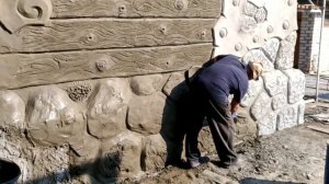 оформление ЦОКОЛЯ дома   ДЕКАРАТИВНЫЙ  КАМЕНЬ  из  арт бетона   и  оформление  фасада  под ДЕРЕВО