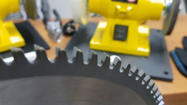 Заточка дисковых пил с твердосплавными напайками в студии заточки Zatochka-Sharp на Таганской. смотреть онлайн