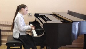 Базелева Любовь. 3 класс . Э. Вилла Лобос "Пусть мама баюкает".