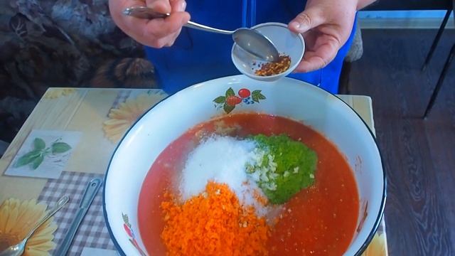 Аджика как пух по-русски из помидор. Сыну понравилось как я ее приготовила, получилась очень вкусна смотреть онлайн