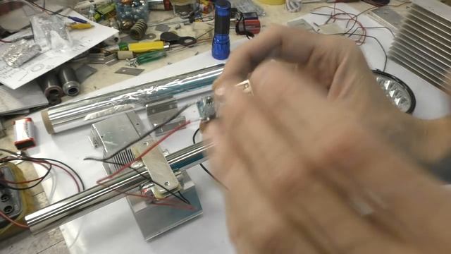 ? БЕСПЛАТНОЕ ЭЛЕКТРИЧЕСТВО НА БРОСОВОМ ТЕПЛЕ ЭЛЕМЕНТ ПЕЛЬТЬЕ В ПОМОЩЬ ИГОРЬ БЕЛЕЦКИЙ смотреть онлайн