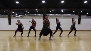 Bella y sensual - Romeo Santos, Daddy Yankee, Nicky Jam / ZUMBA