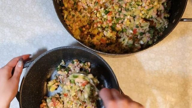 Самый вкусный рецепт "Летней" Окрошки на кефире! Рецепт вкусной окрошки с помидорами и минералкой!