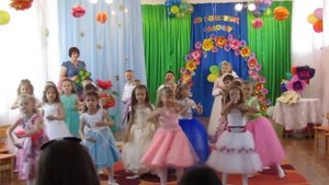 Просто просто мы маленькие звезды. Ай, будет круто!