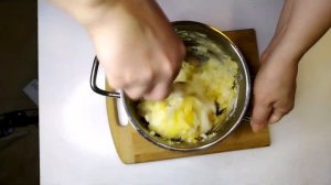 Картофельные лепешки с мясом и сыром - ум отъешь!