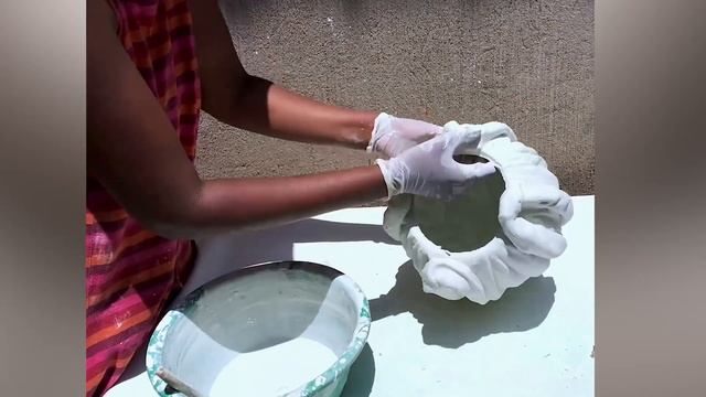 How to make beautiful cement pot with cloth/Cement craft ideas смотреть онлайн