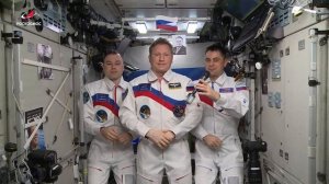Герой России, космонавт Сергей Прокопьев поздравил всех с Днём флага