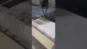 Гидроабразивная резка бетона