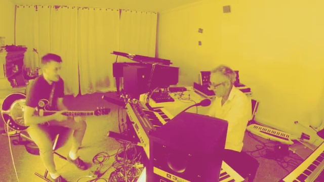 Raphaël Szöllösy ( Git, Electronics)& Rainer Frank( Keys, Electronics). 17 08 2023 Part 5 смотреть онлайн