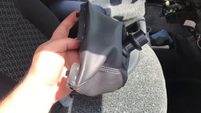 Рено Кенго 3. Перетяжка ЧЕХЛА КПП Кенго 2. Ситан. Renault Kangoo shift cover. Kangoo NEW. Citan. смотреть онлайн